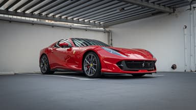 Ferrari 812 GTS - Thumbnail 1