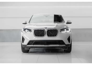 BMW X4 - Thumbnail 6