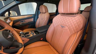 Bentley Bentayga - Thumbnail 4