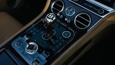 Bentley Continental GTC - Thumbnail 8
