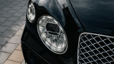 Bentley Bentayga - Thumbnail 4