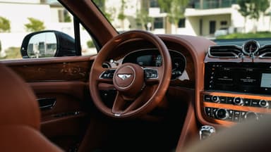 Bentley Bentayga - Thumbnail 6