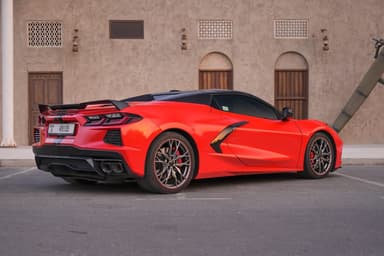 Chevrolet Corvette C8 - Thumbnail 3