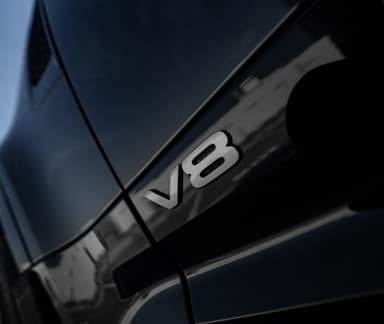 Land Rover Defender V8 (2 Doors) - Thumbnail 7