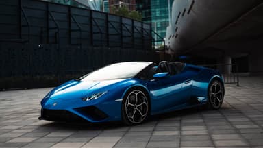 Lamborghini Huracan Evo Spyder - Thumbnail 1