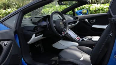 Lamborghini Huracan Evo Spyder - Thumbnail 6