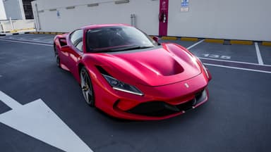 Ferrari F8 - Thumbnail 4