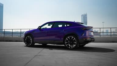Lamborghini Urus - Thumbnail 2