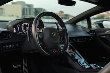 Lamborghini Huracan Evo - Thumbnail 11