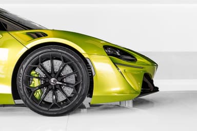 McLaren Artura - Thumbnail 5