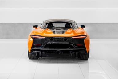 McLaren Artura - Thumbnail 3