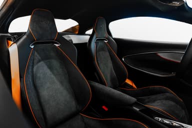 McLaren Artura - Thumbnail 7