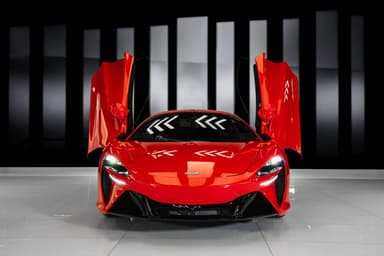 McLaren Artura - Thumbnail 2