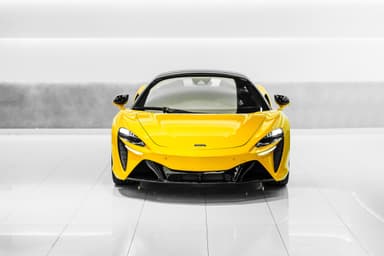 McLaren Artura - Thumbnail 2