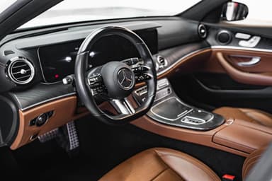 Mercedes E300 - Thumbnail 5