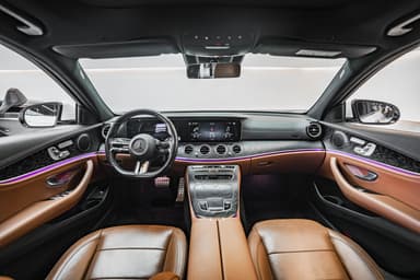 Mercedes E300 - Thumbnail 7