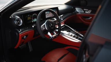 Mercedes GT 63 - Thumbnail 5