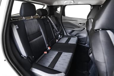 Nissan Magnite - Thumbnail 8