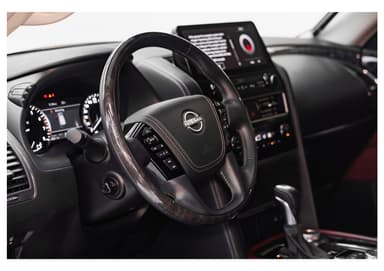 Nissan Patrol - Thumbnail 6