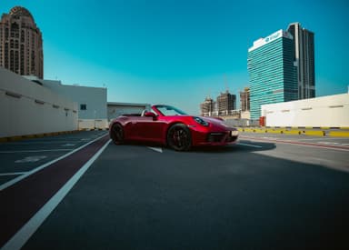 Porsche 911 Carrera 4S - Thumbnail 1