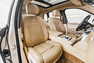 Rolls-Royce Cullinan - Thumbnail 7