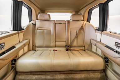 Rolls-Royce Cullinan - Thumbnail 8