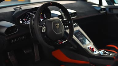 Lamborghini Huracan STO - Thumbnail 3