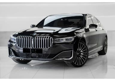 BMW 7 Series - Thumbnail 1