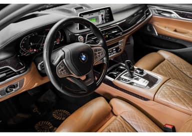BMW 7 Series - Thumbnail 6
