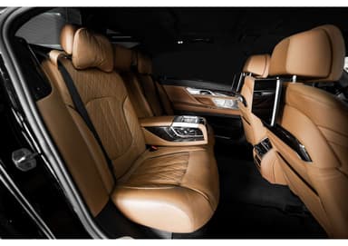 BMW 7 Series - Thumbnail 8