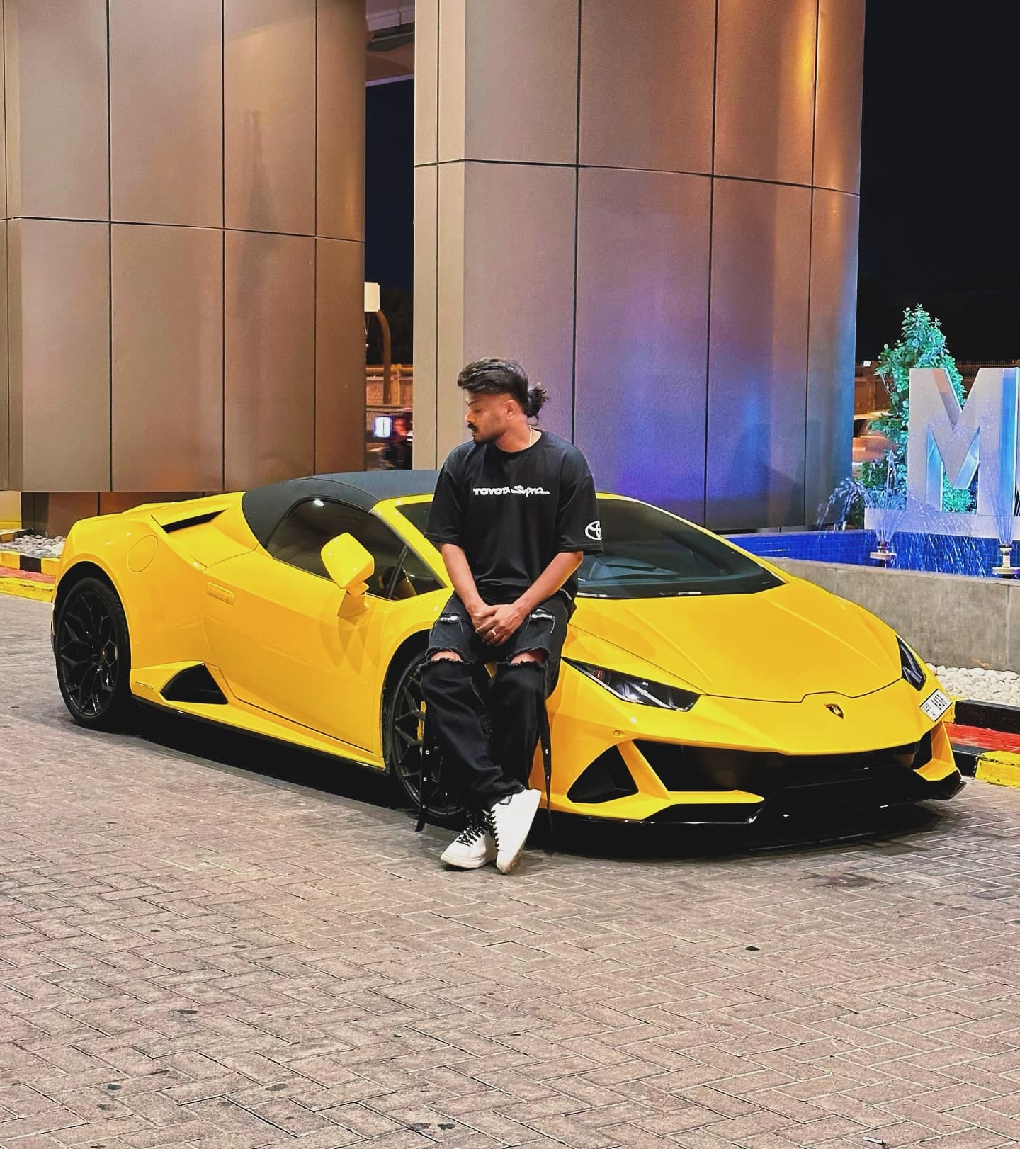 About Us - Luxury Car Rental Dubai